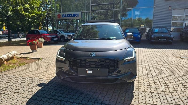 Neu Suzuki Swift Comfort+ 83 PS (61 kW) 2025 Grau Limousine