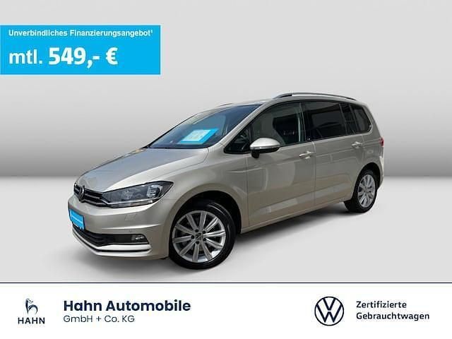Ivory silver metallic Gebraucht 2024 VW Touran Move Van / Kleinbus | 35.450 € (Guter Preis) - Bild 1/3