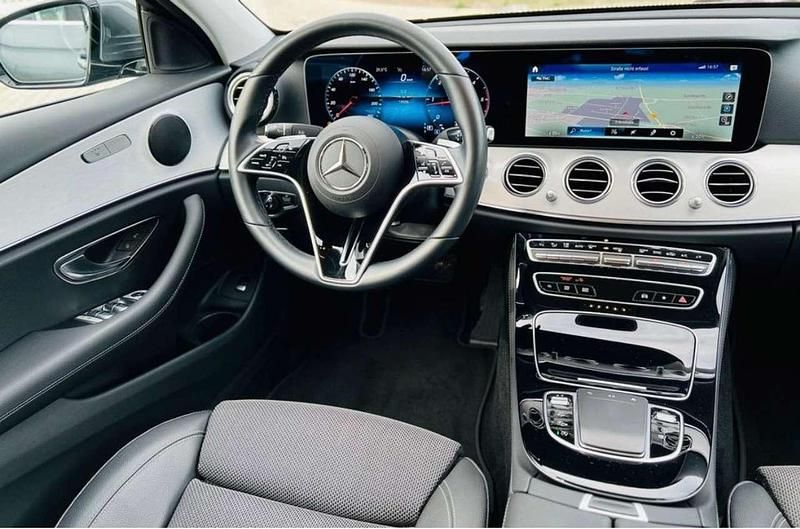 Gebraucht 2021 Mercedes E200 Avantgarde Limousine | 32.250 € (Fairer Preis) - Bild 1/4