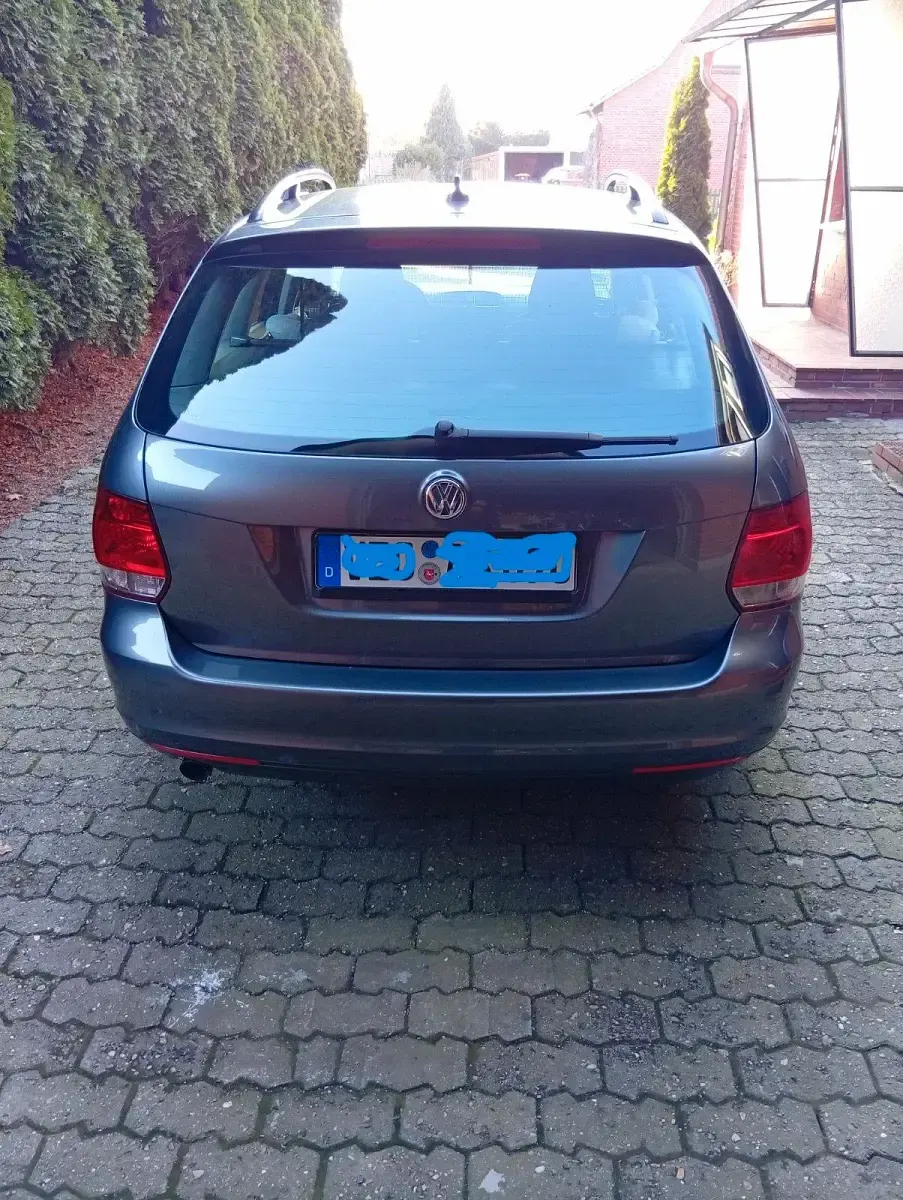 Gebraucht VW Golf VI 105 PS (77 kW) 2011 Grau Kleinwagen