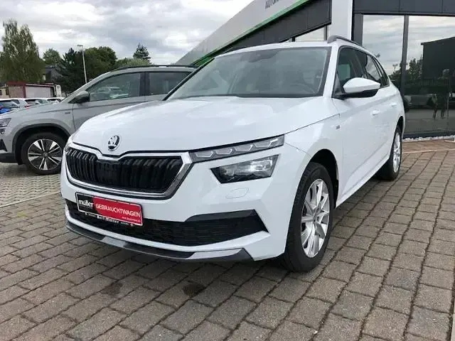 Gebraucht Skoda Kamiq Tour 150 PS (110 kW) 2023 Weiß (moonweiss metallic) SUV