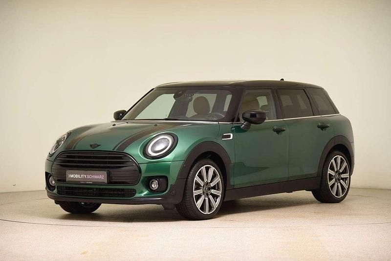 British racing green Gebraucht 2024 Mini Cooper Clubman Kombi | 31.980 € (Teuer) - Bild 1/4