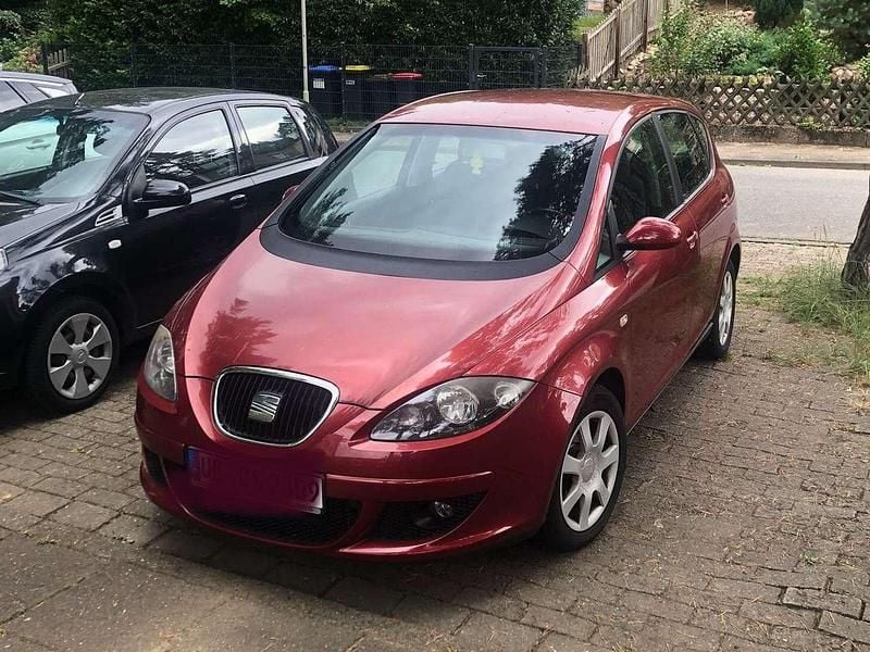 Rot Gebraucht 2005 Seat Altea Sport Van / Kleinbus | 1.100 € (Guter Preis) - Bild 1/4