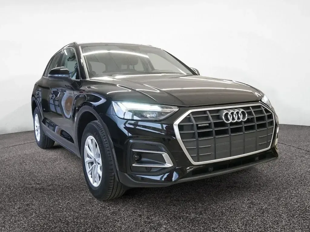 Używany Audi Q5 Performance 204 KM (150 kW) 2023 Czarny SUV