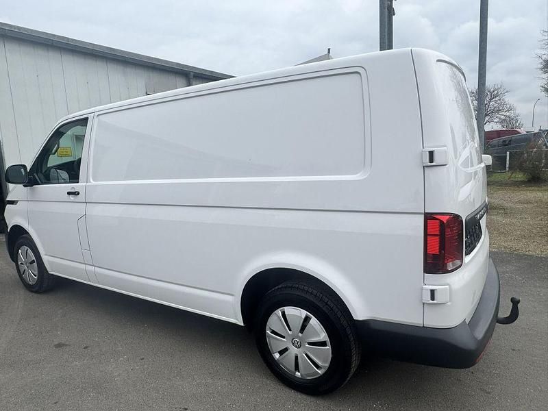 Gebraucht VW Transporter 150 PS (110 kW) 2024 Candyweiß Van