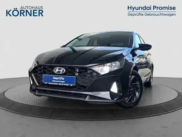Gebraucht Hyundai i20 Edition 30 101 PS (74 kW) 2022 Schwarz Kleinwagen