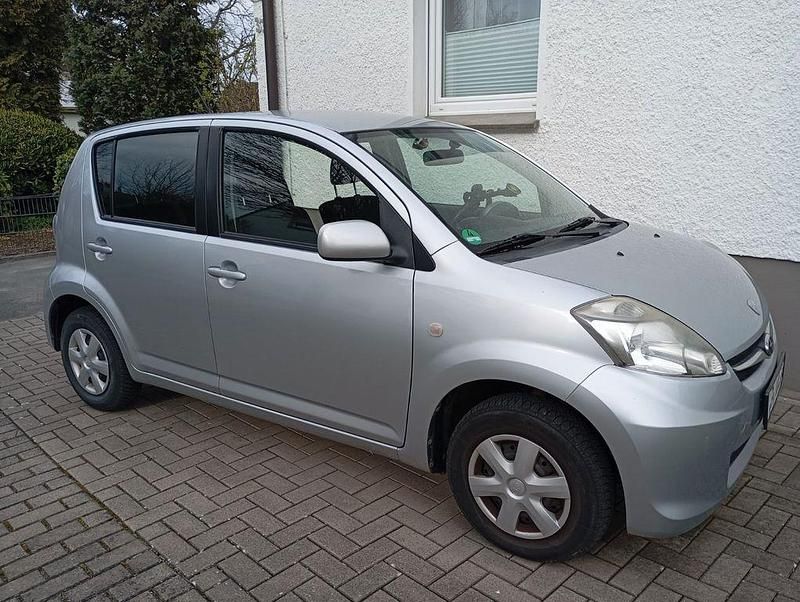 Gebraucht Subaru Justy Trend 69 PS (50 kW) 2009 Silber Kleinwagen