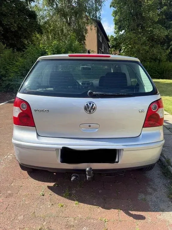 Gebraucht VW Polo Comfortline 64 PS (47 kW) 2002 Silber Kleinwagen