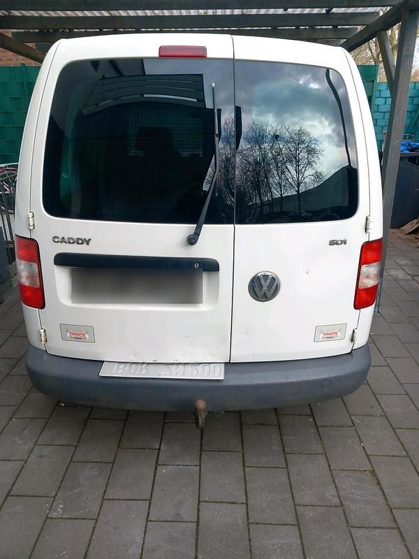 Usata VW Caddy 105 CV (77 kW) 2004 Bianco Monovolume