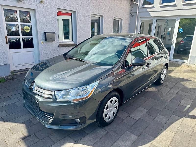 Gebraucht Citroën C4 Tendance 111 PS (81 kW) 2010 Grau Limousine