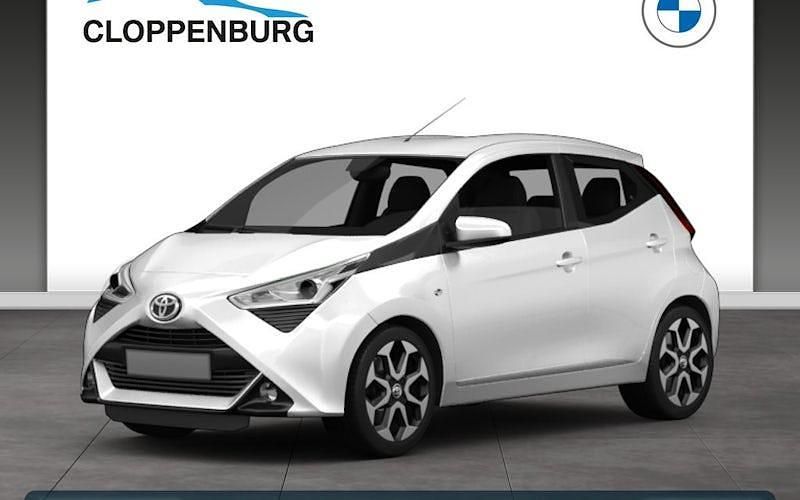Weiß Gebraucht 2020 Toyota Aygo Kleinwagen | 8.790 € (Superpreis) - Bild 1/4