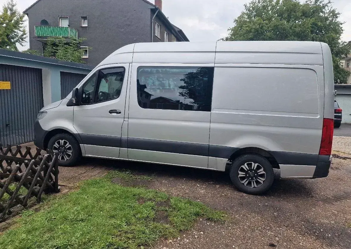 Gebraucht Mercedes Sprinter 163 PS (119 kW) 2018 Silber Van