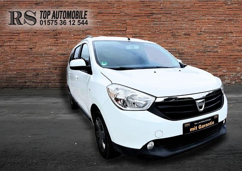 Weiß Gebraucht 2016 Dacia Lodgy Lauréate Van / Kleinbus | 8.490 € (Guter Preis) - Bild 1/4