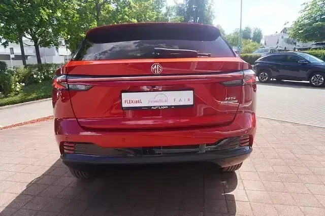 Neu MG HS Luxury 224 PS (164 kW) 2026 Rot SUV