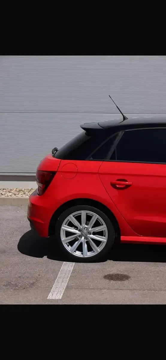 Gebraucht Audi A1 Sportback S-Line 95 PS (69 kW) 2017 Rot Kleinwagen