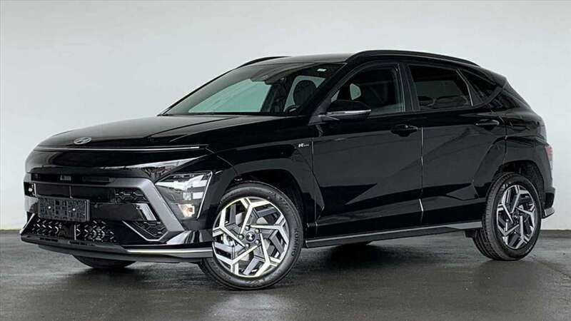 Weiß Gebraucht 2024 Hyundai Kona N Line SUV | 29.970 € (Superpreis) - Bild 1/4