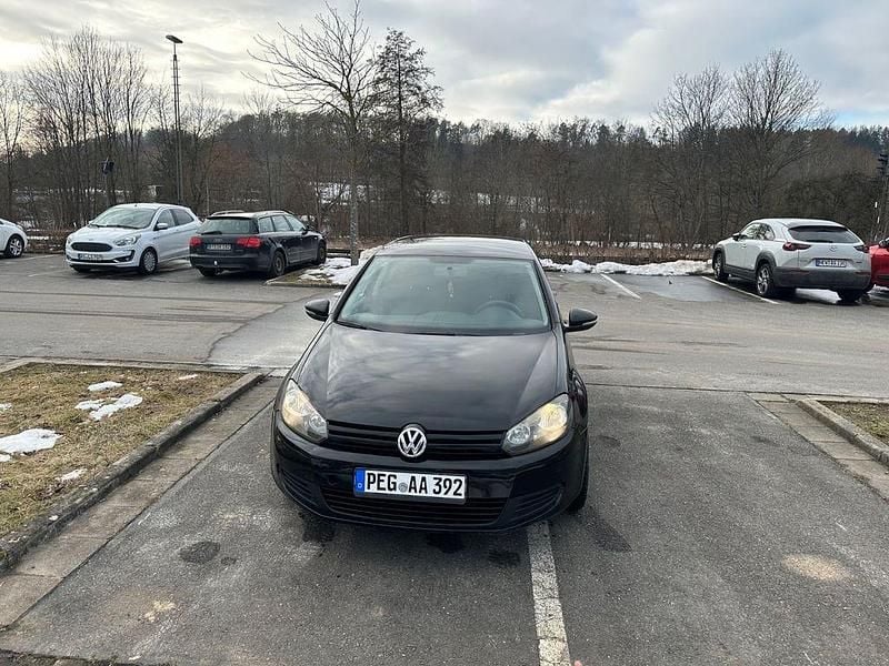 Gebraucht VW Golf VI 80 PS (58 kW) 2010 Schwarz Kleinwagen