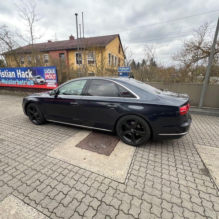 Gebraucht Audi A8 Ambiente 262 PS (192 kW) 2016 Blau Limousine