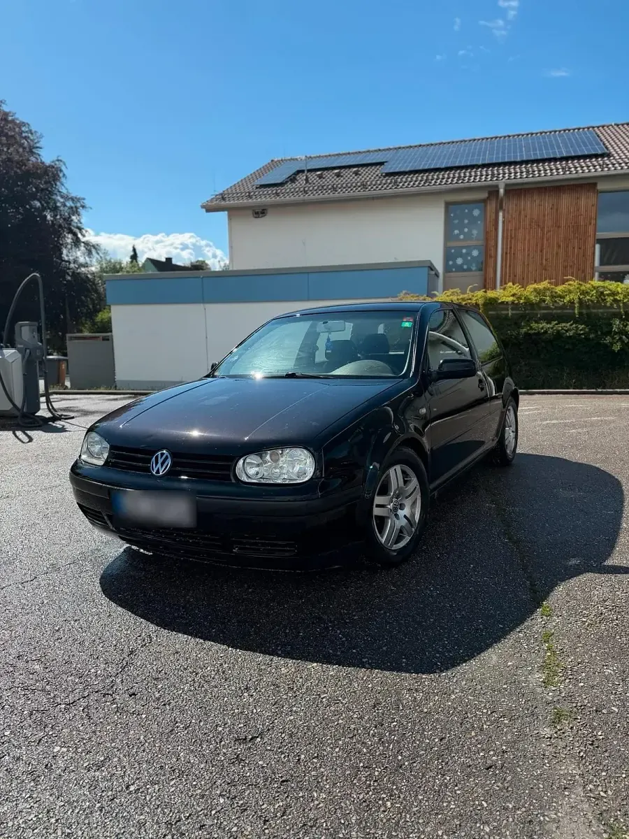 Gebraucht VW Golf 101 PS (74 kW) 2002 Schwarz Coupé