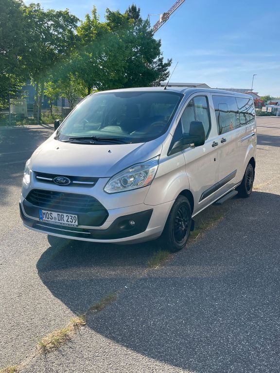 Silber Gebraucht 2017 Ford Tourneo Custom Van / Kleinbus | 22.900 € (Teuer) - Bild 1/4