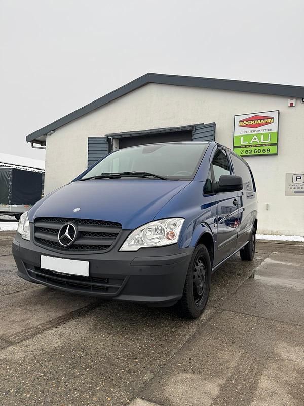 Gebraucht Mercedes Vito 136 PS (100 kW) 2013 Blau Van