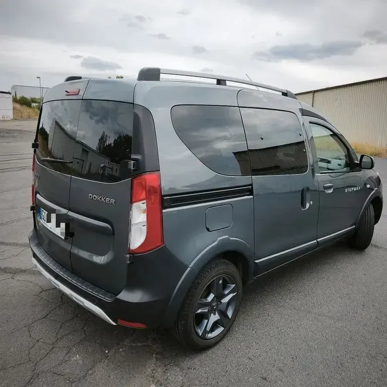 Gebraucht Dacia Dokker Stepway 116 PS (85 kW) 2018 Grau Van / Kleinbus