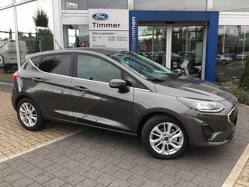 Gebraucht Ford Fiesta Titanium 101 PS (74 kW) 2023 Magnetic grau Kleinwagen