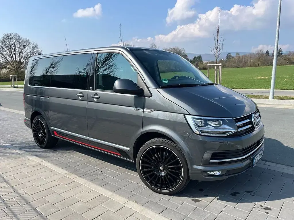 Gebraucht VW T6 205 PS (150 kW) 2018 Grau Van