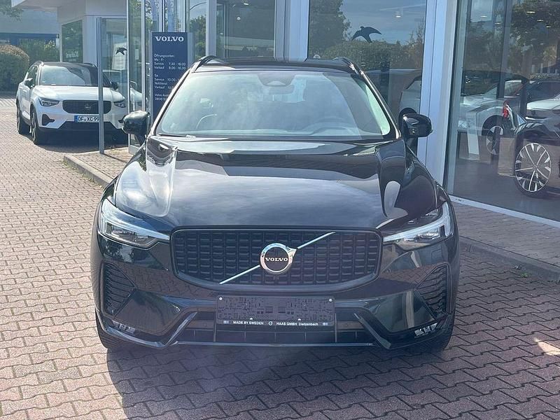 Gebraucht Volvo XC60 Plus 197 PS (144 kW) 2024 Schwarz SUV