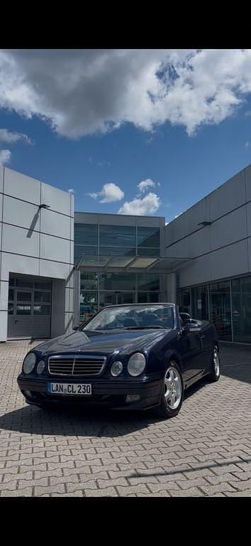 Gebraucht Mercedes CLK230 Elegance 197 PS (144 kW) 2000 Blau Cabrio