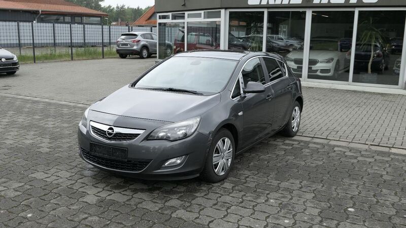 Grau Gebraucht 2010 Opel Astra Sport Limousine | 1.990 € (Guter Preis) - Bild 1/4