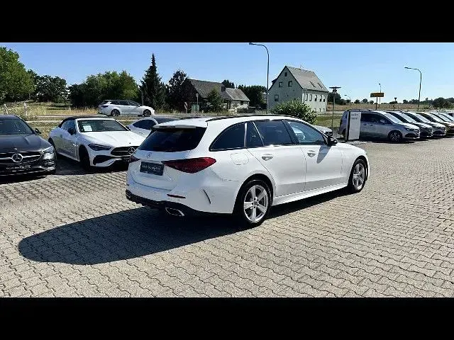 Gebraucht Mercedes C300e 313 PS (230 kW) 2024