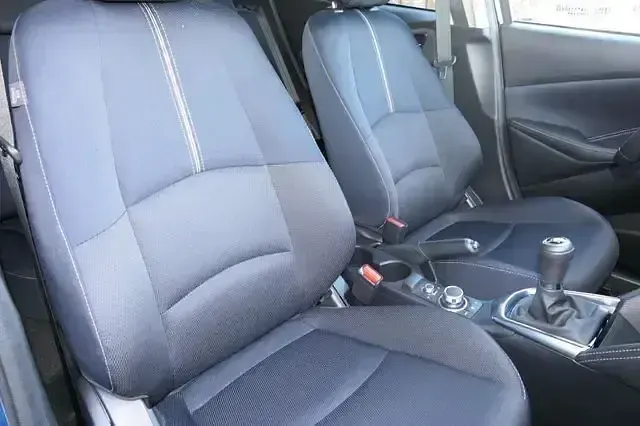 Second-hand Mazda 2 90 CP (66 kW) 2021 Albastru Berlinǎ