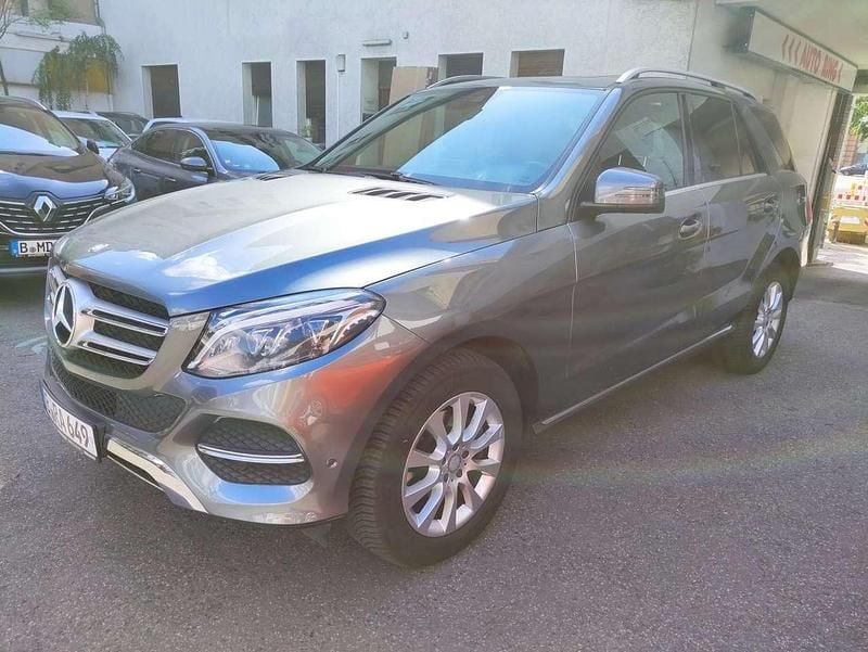 Selenitgrau metalliclack Gebraucht 2017 Mercedes GLE250 SUV | 28.500 € (Superpreis) - Bild 1/4