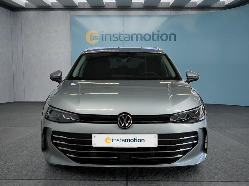 Gebraucht VW Passat 204 PS (150 kW) 2025 Silber Kombi
