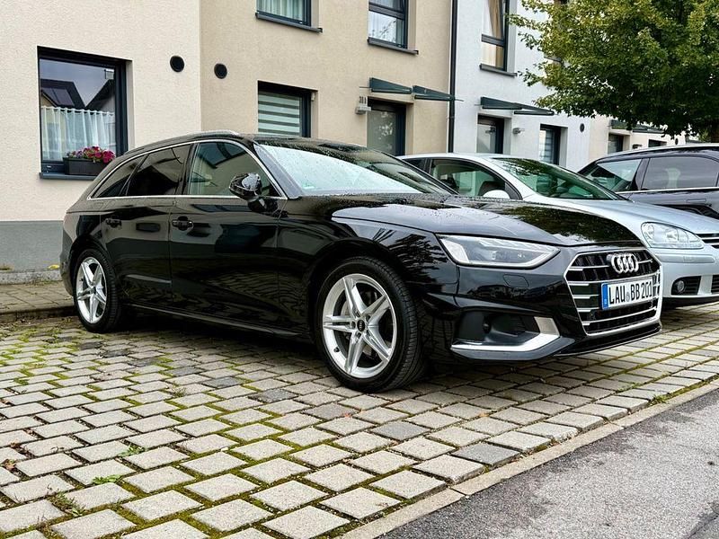 Gebraucht Audi A4 Advanced 190 PS (139 kW) 2020 Schwarz Kombi