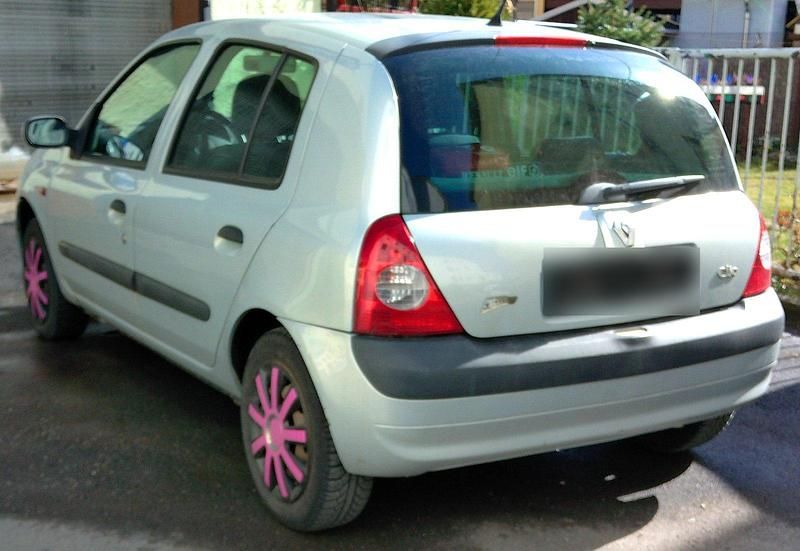 Gebraucht Renault Clio II 75 PS (55 kW) 2001 Kleinwagen