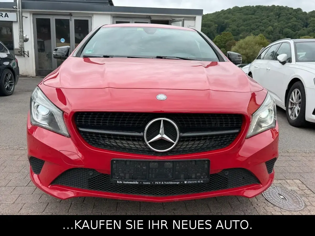Gebraucht Mercedes CLA200 156 PS (114 kW) 2015 Rot Coupé