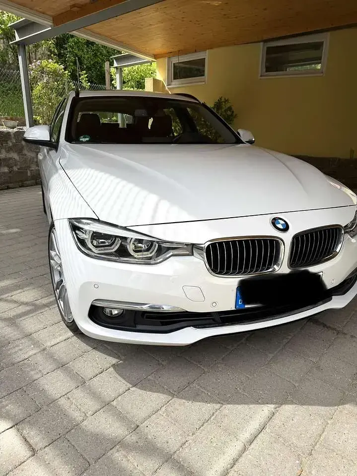 Gebraucht BMW 340 Luxury Line 326 PS (239 kW) 2018 Weiß Kombi