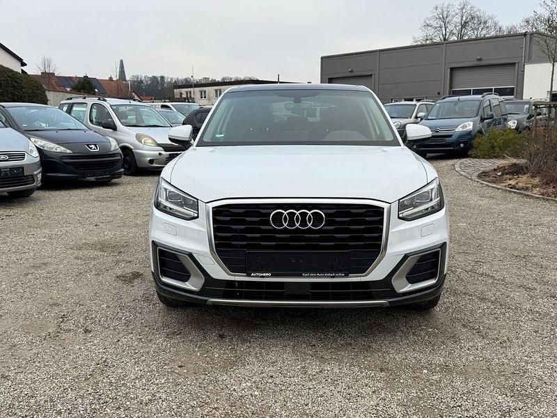 Gebraucht Audi Q2 Sport 116 PS (85 kW) 2019 Weiß SUV