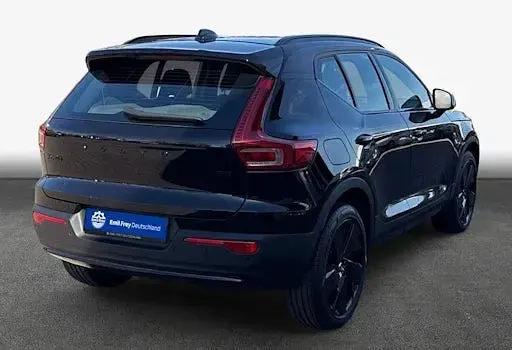 Gebraucht Volvo XC40 Plus 163 PS (119 kW) 2025 Schwarz SUV