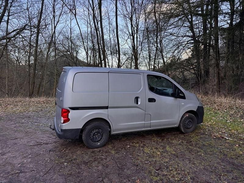 Gebraucht Nissan NV200 Comfort 110 PS (80 kW) 2017 Silber Van / Kleinbus