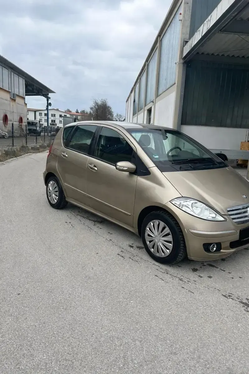 Brugt Mercedes A150 115 HK (84 kW) 2005 Guld Hatchback