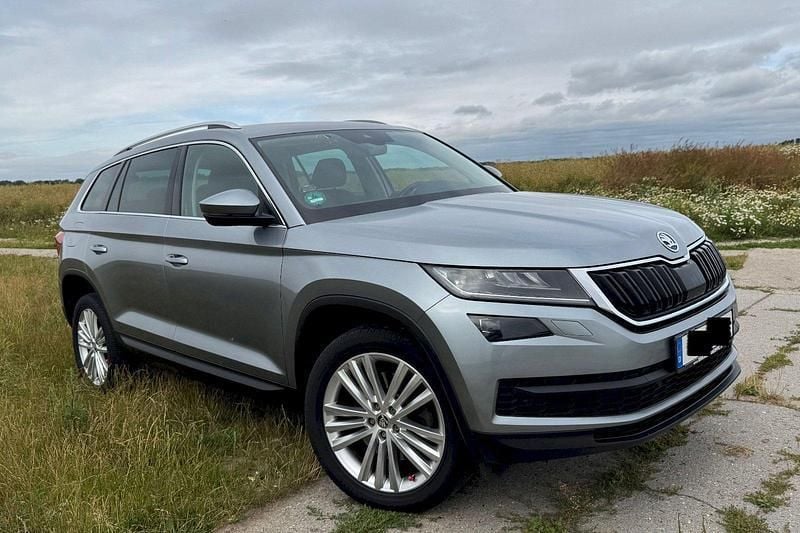 Silber Gebraucht 2019 Skoda Kodiaq SUV | 22.500 € (Superpreis) - Bild 1/4
