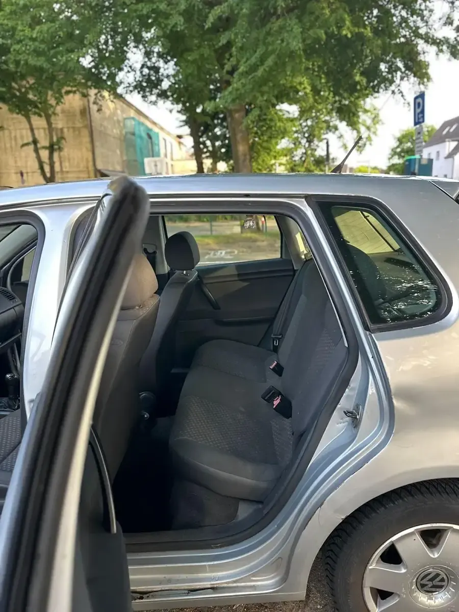 Gebraucht VW Polo 75 PS (55 kW) 2004 Grau Kleinwagen