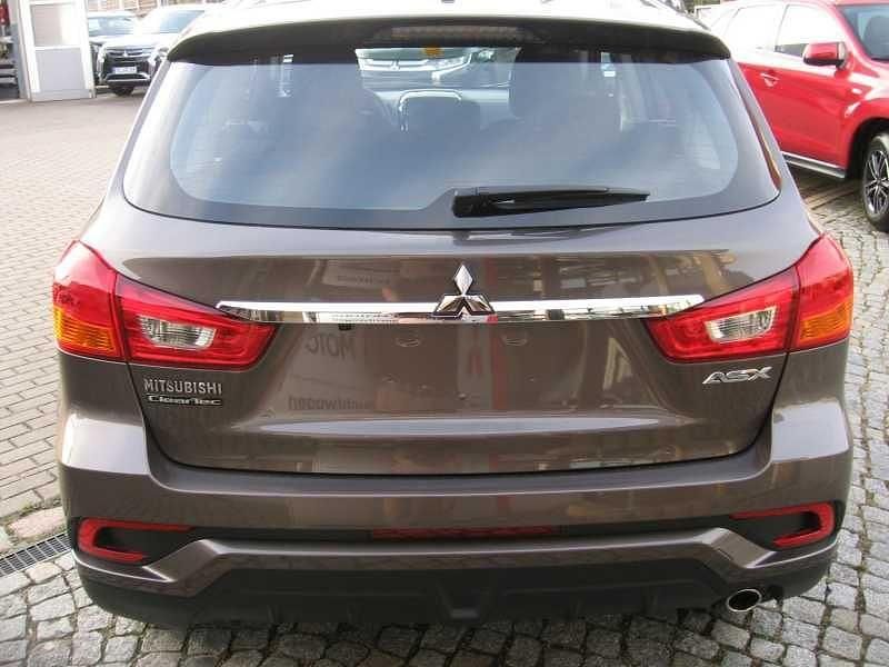 Gebraucht Mitsubishi ASX Edition 117 PS (86 kW) 2018 Granitbraun SUV