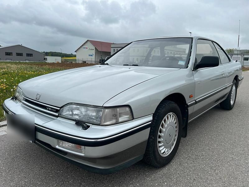 Second-hand Honda Legend 169 CP (124 kW) 1990 Argintiu Coupe