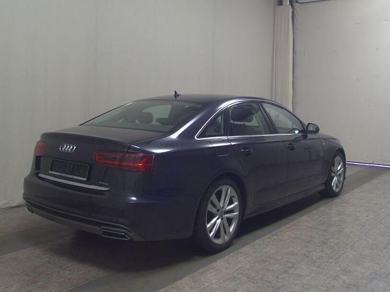 Gebraucht Audi A6 S-Line 218 PS (160 kW) 2018 Blau Limousine