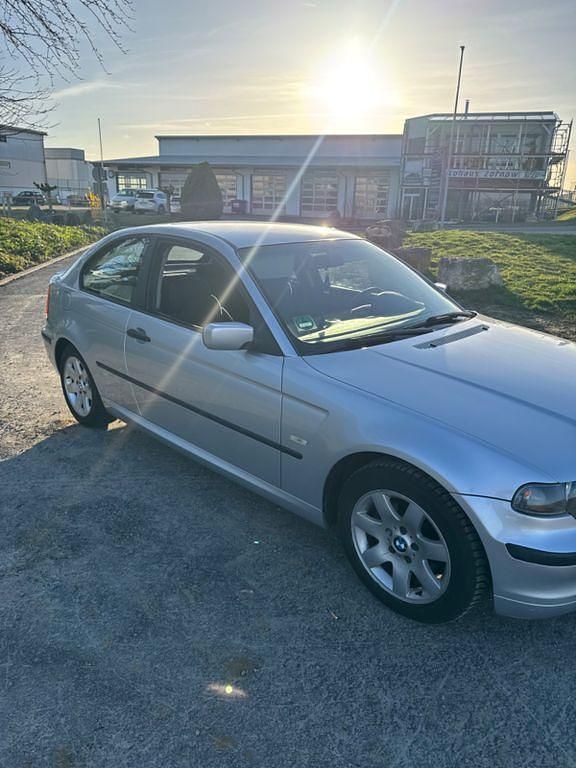 Gebraucht BMW 316 Compact 116 PS (85 kW) 2003 Silber Kleinwagen
