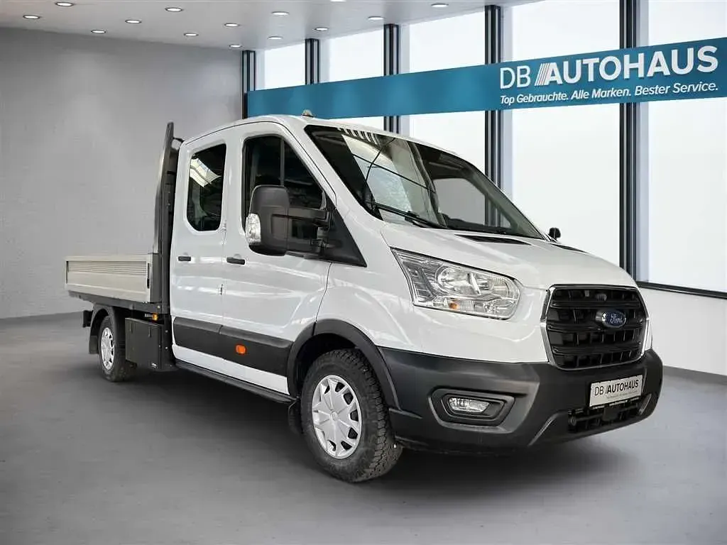 Gebraucht Ford Transit Trend 131 PS (96 kW) 2021 Weiß Limousine